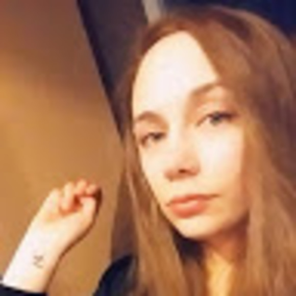 Meet your Posher, Jenna - Picture 1 of 1